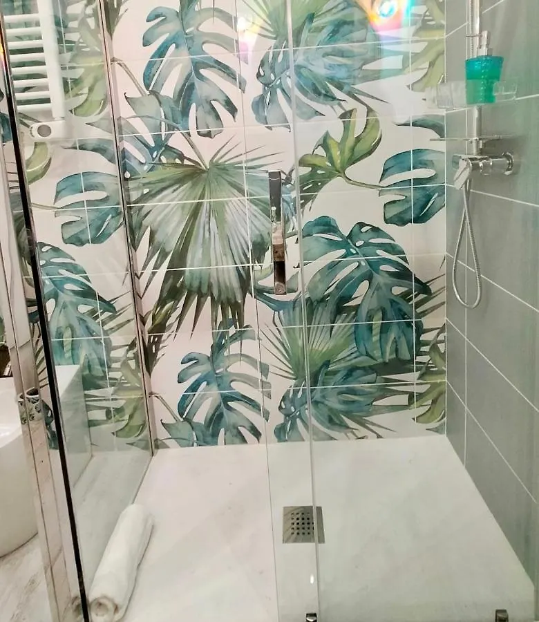 White & Gold Suite Werona 0*,